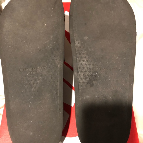 Givenchy pool slides men’s size 9 used - Picture 4 of 4